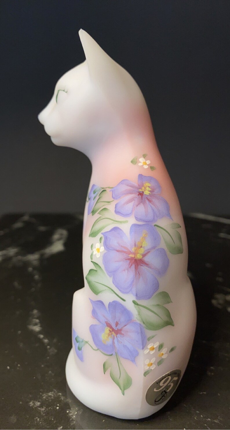 fenton stylized cat