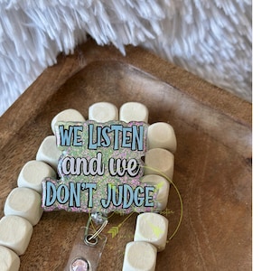 We Listen Don&#39;t Judge Badge Reel: Nurse Alligator Swivel Clip