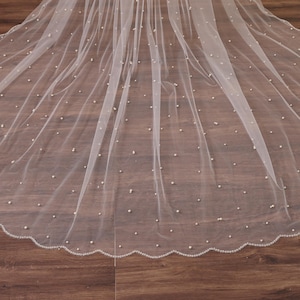 Cathedral Scalloped Beaded Edge Wedding Veil, Scattered Pearls Veil, Long Bridal Veil with Comb, Veil 1 Tier, Veil Pearls Edge Handmade