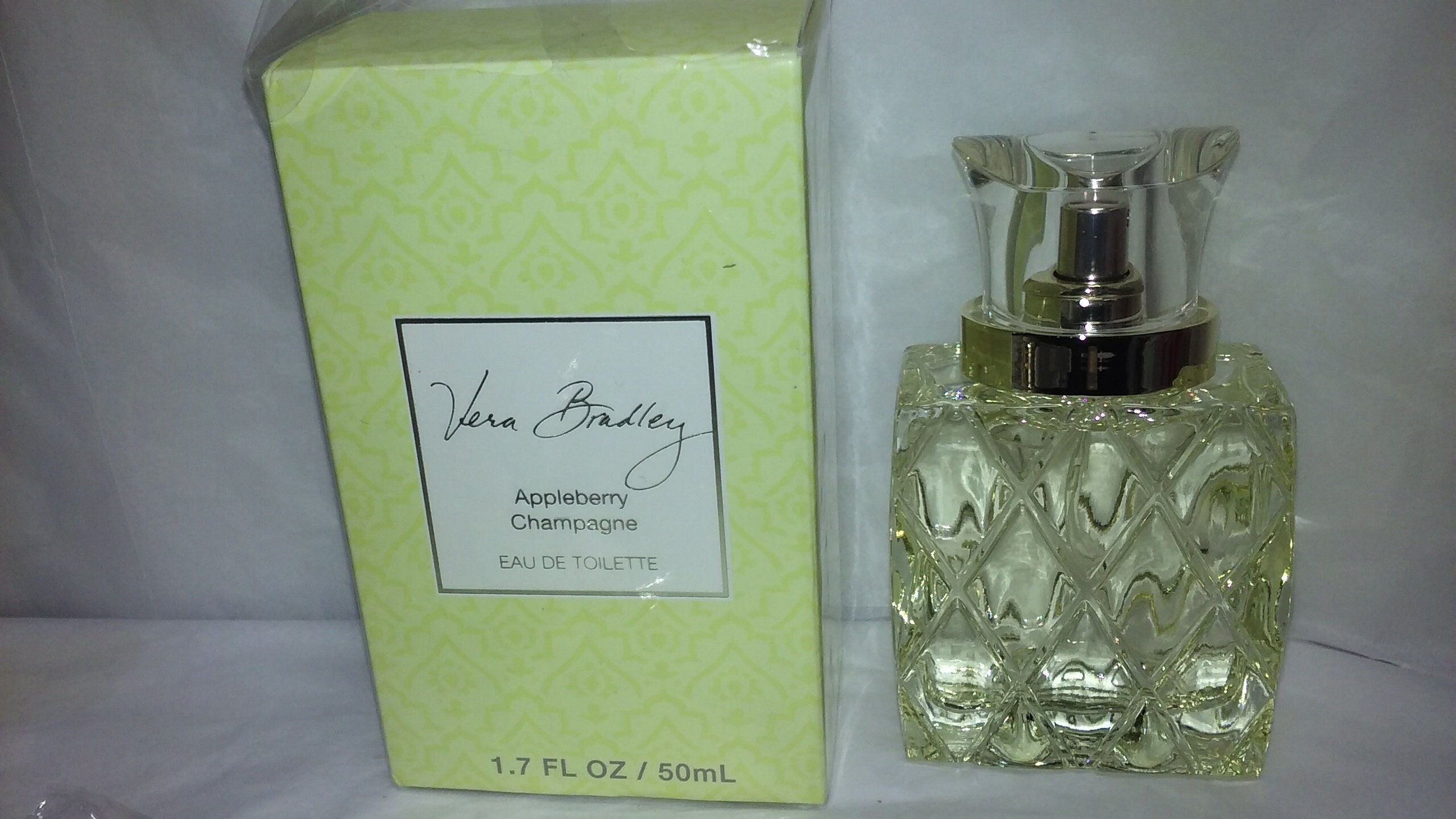 Vera bradley appleberry champagne gift set 2025