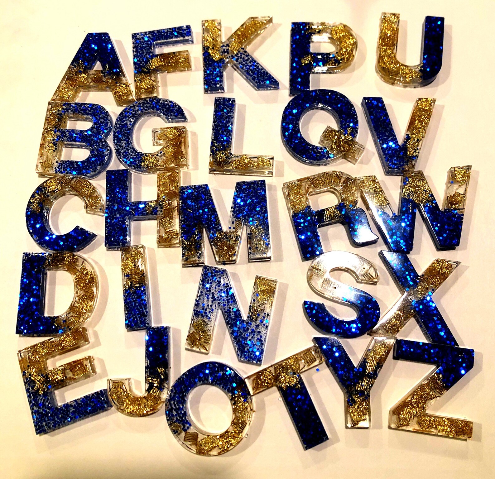 Alpha KeychainResin Keychain Porteclés alphabet Etsy