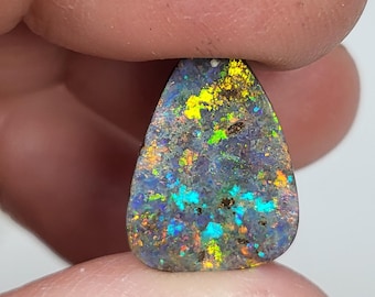 7.10ct. Boulder opal. Natural opal. Australian opal. 18x13mm.