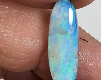 5ct. Crystal pipe opal. Crystal opal. Natural opal. 22x7mm.