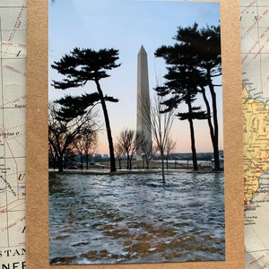 Luz da manhã no Monumento a Washington - cartão 5x7 em branco