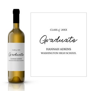 Étiquette de vin de remise des diplômes en écriture moderne| Cadeau de remise des diplômes personnalisé | Cadeau de remise des diplômes | Diplômé du secondaire | Diplôme universitaire
