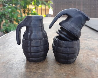 Pastillero pequeño con forma de granada