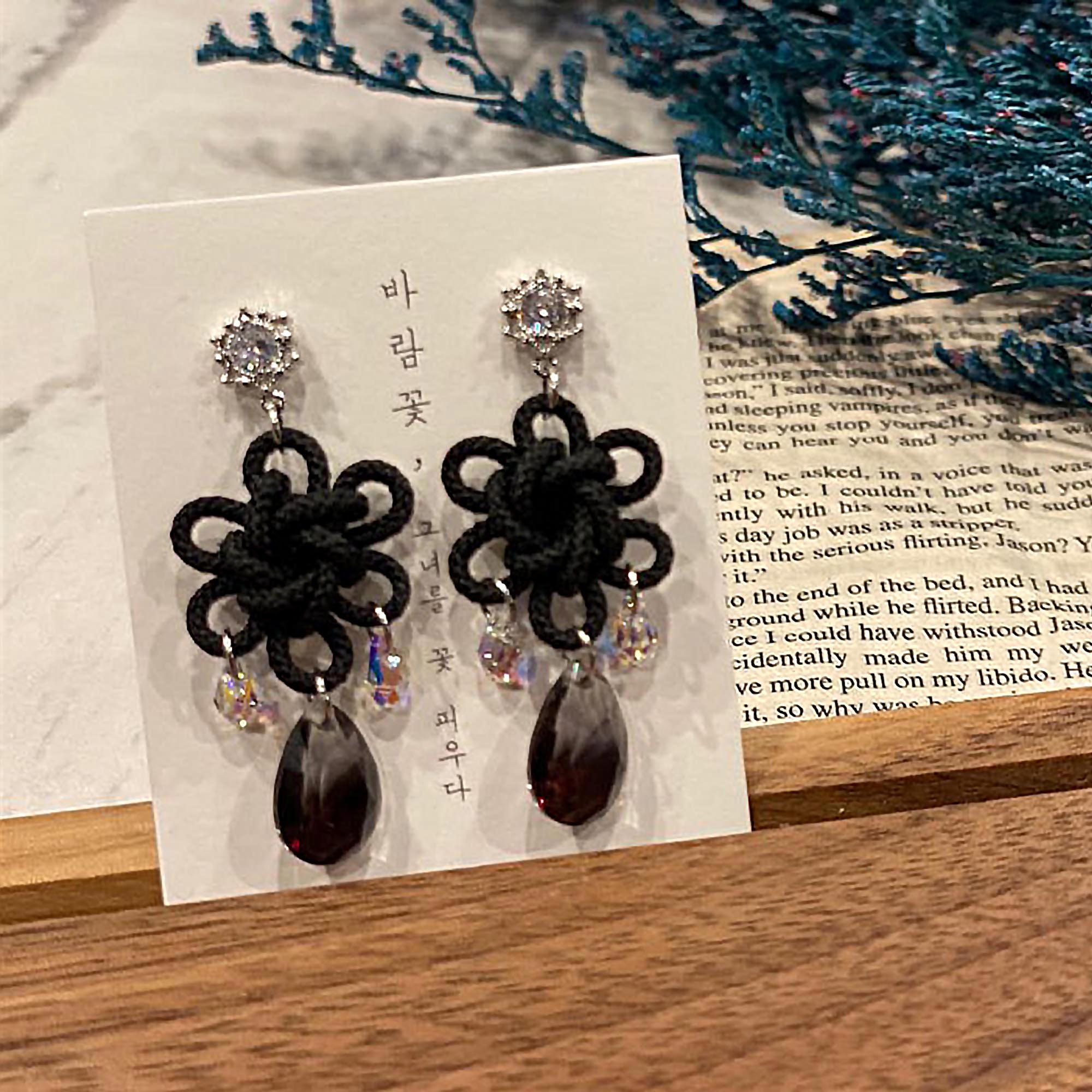 Traditional Korean Knot Earrings / HANBOK Jewelry / Surgical Etsy Singapore