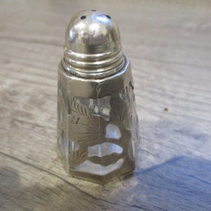 silver Overlaid Salt / Pepper Cellar