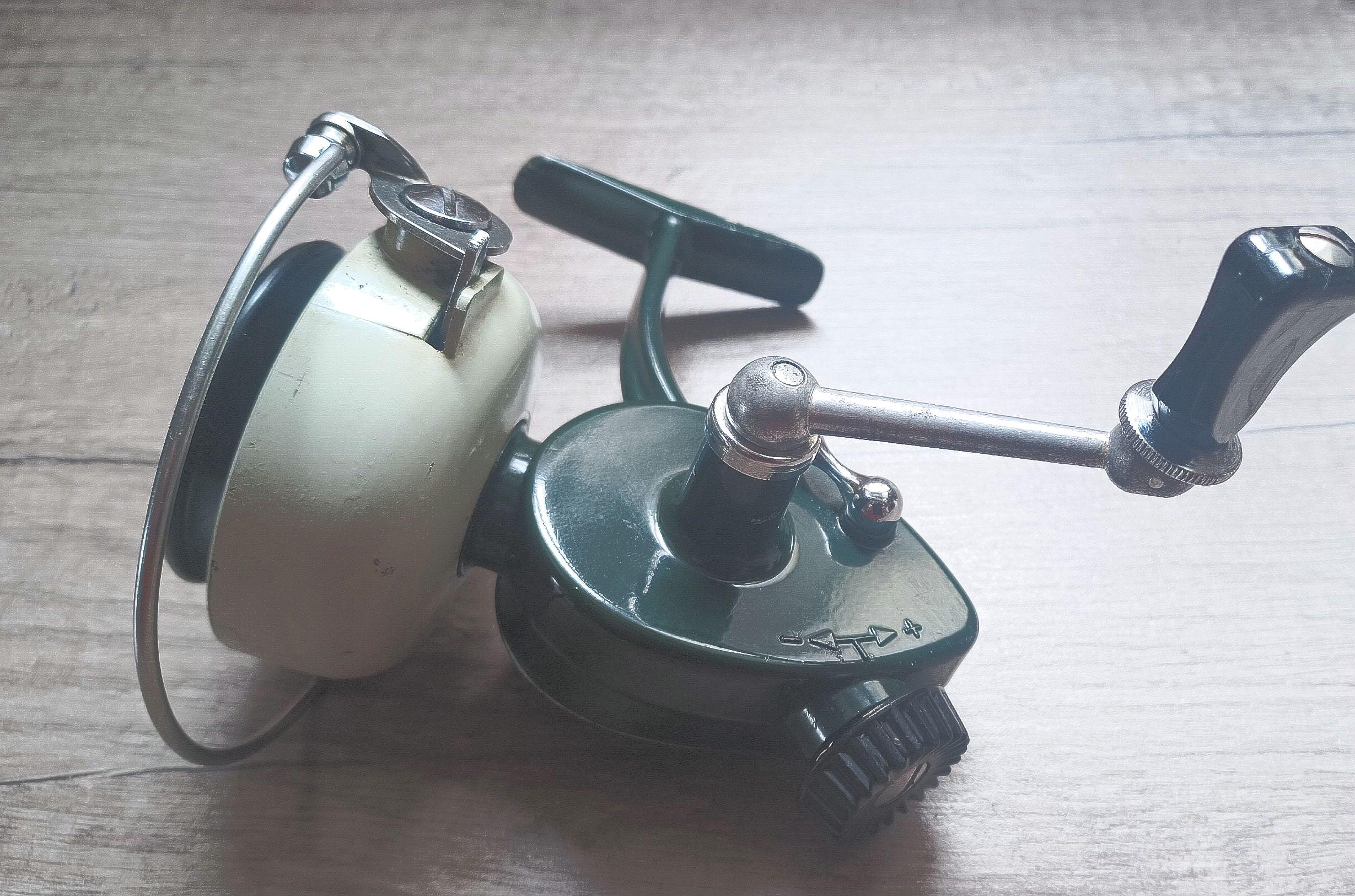 ABU 444 本日限定✨ABU 444 スピニングリール 1950年代モデル 1957