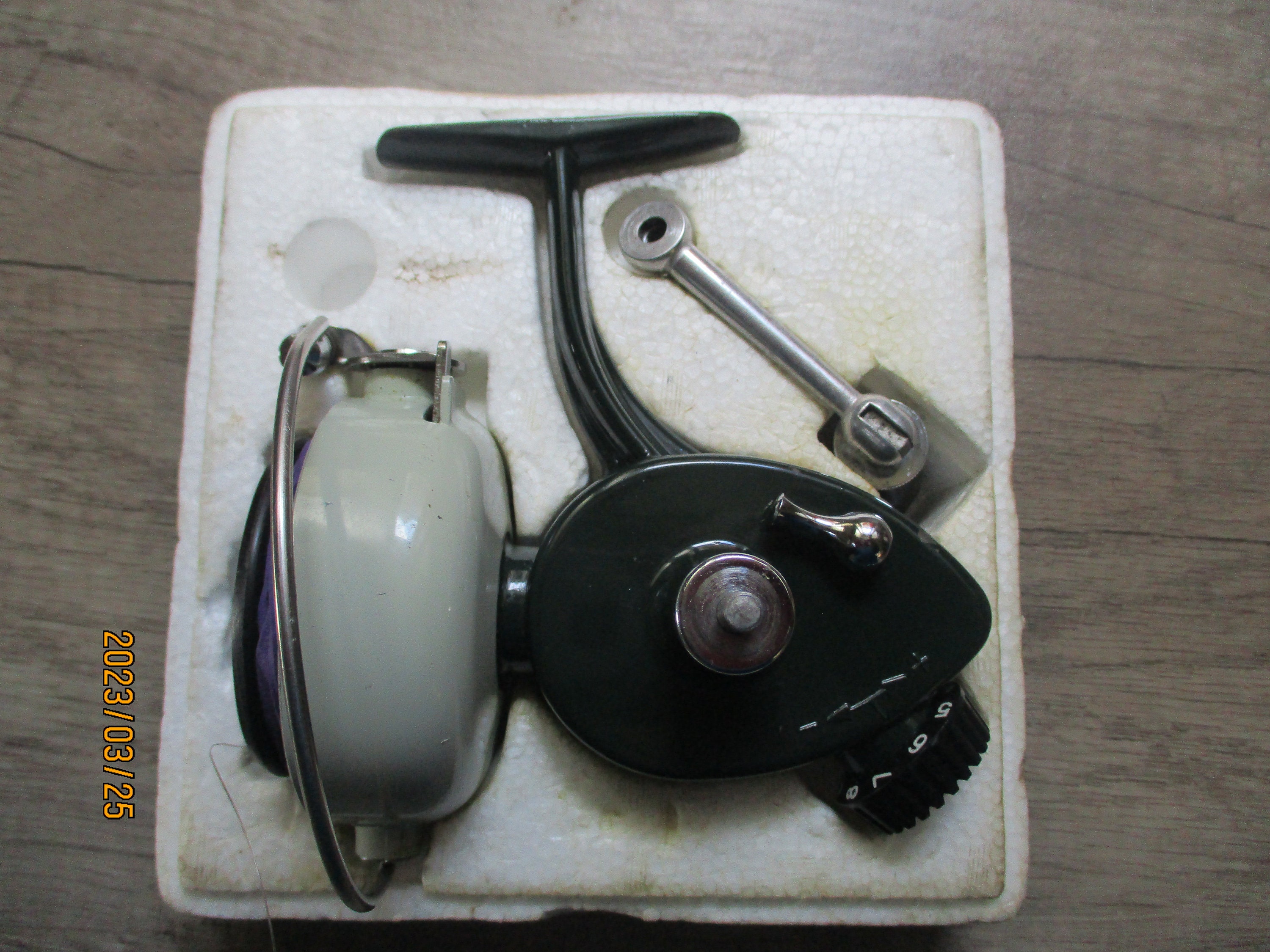 An Excellent Vintage Abu 444 with Original Box