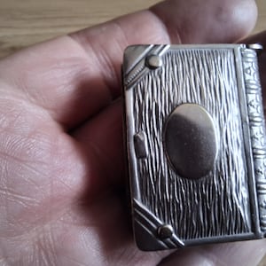 Vesta case - Etsy 日本