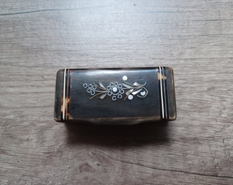Antique Bovine Horn Snuff Box: Mother of Pearl & Silver Inlay