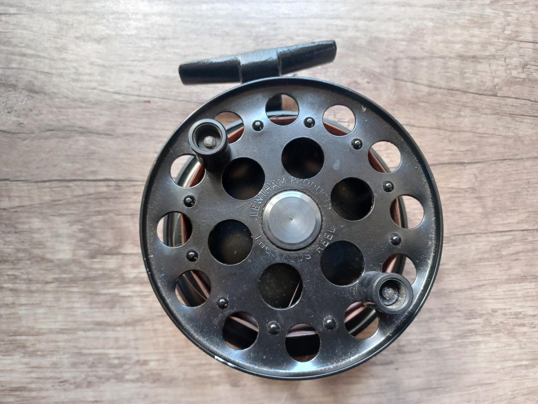 Vintage Leeds Centrepin Fishing Reel: Inch Drum, Lewtham