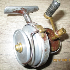 A Vintage Rudge super Twin Helical Threadline Reel