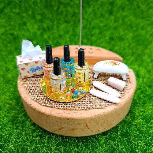 For Nail retailer Salon Customized Handmade Miniature Desk Business Card Holder Card Stand