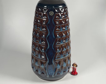 Elephant 643 by Joseph Simon for Stentoj Soholm Bornholm Danish