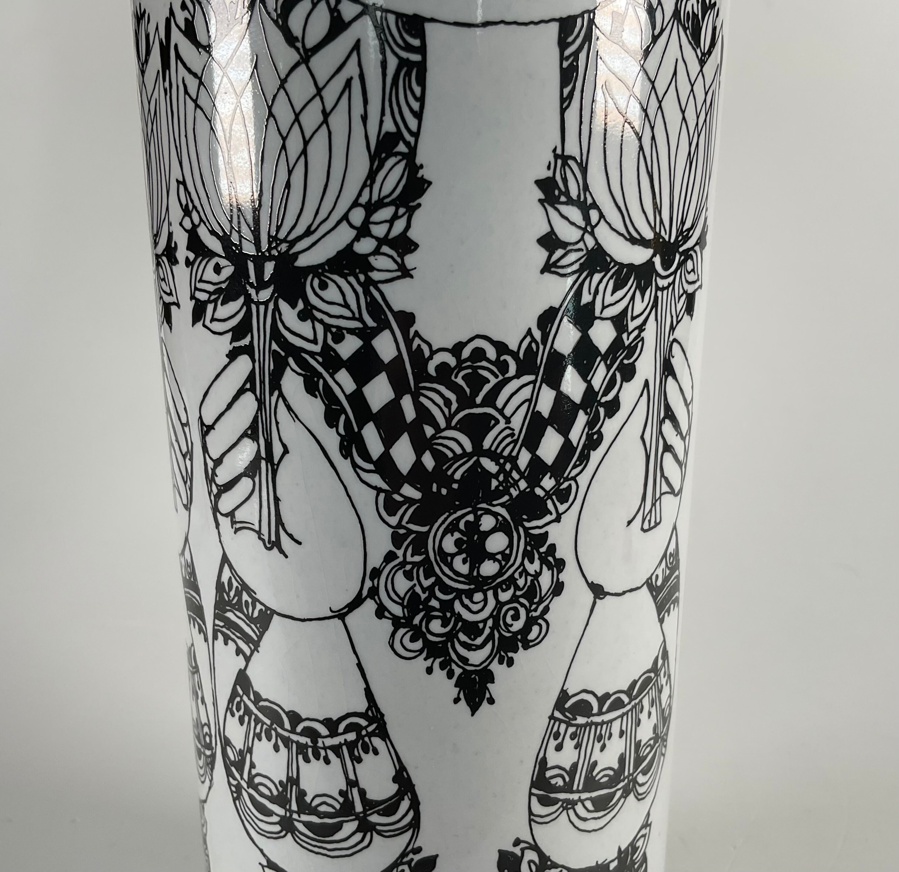 ビョルン・ヴィンブラッド直筆サイン入りローゼンタール スタジオ