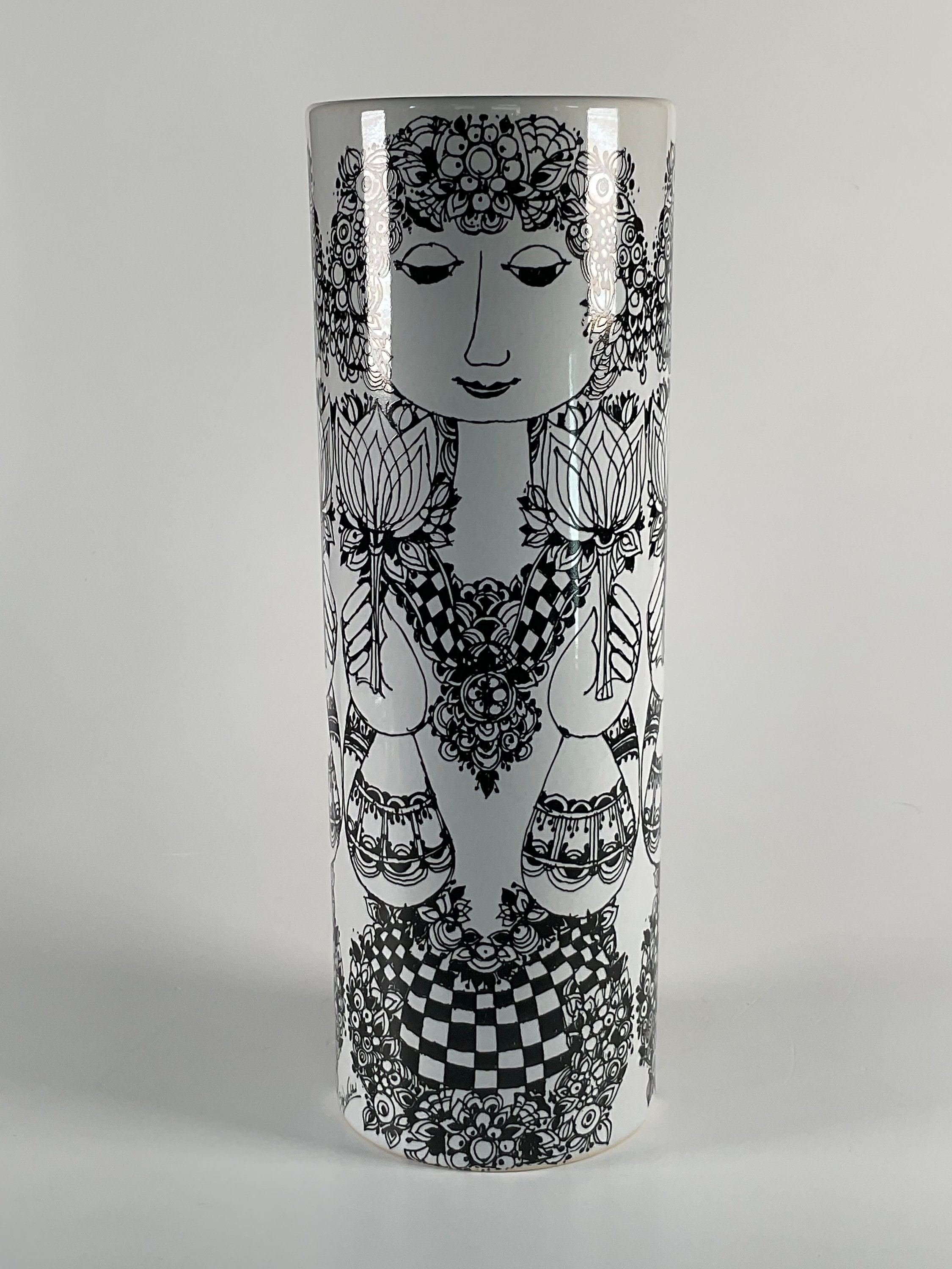 ビョルン・ヴィンブラッド直筆サイン入りローゼンタール スタジオ