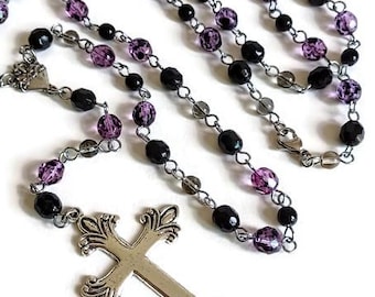 DIABOLIQUE Sacred Heart Gothic Victorian Amethyst Purple Gray & Black Beaded Glass Rosary Cross Layering Pastel Romantic Trad Goth Necklace