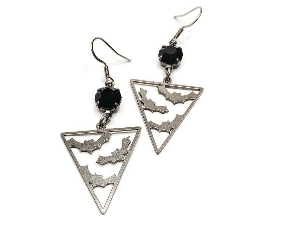 CUTE LITTLE BATS Gothic Triangle Bat Earrings With Jet Black Vintage ...