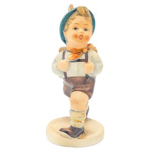 Goebel Hummel School Boy # 82 2/0 TMK-2 - Mint Condition