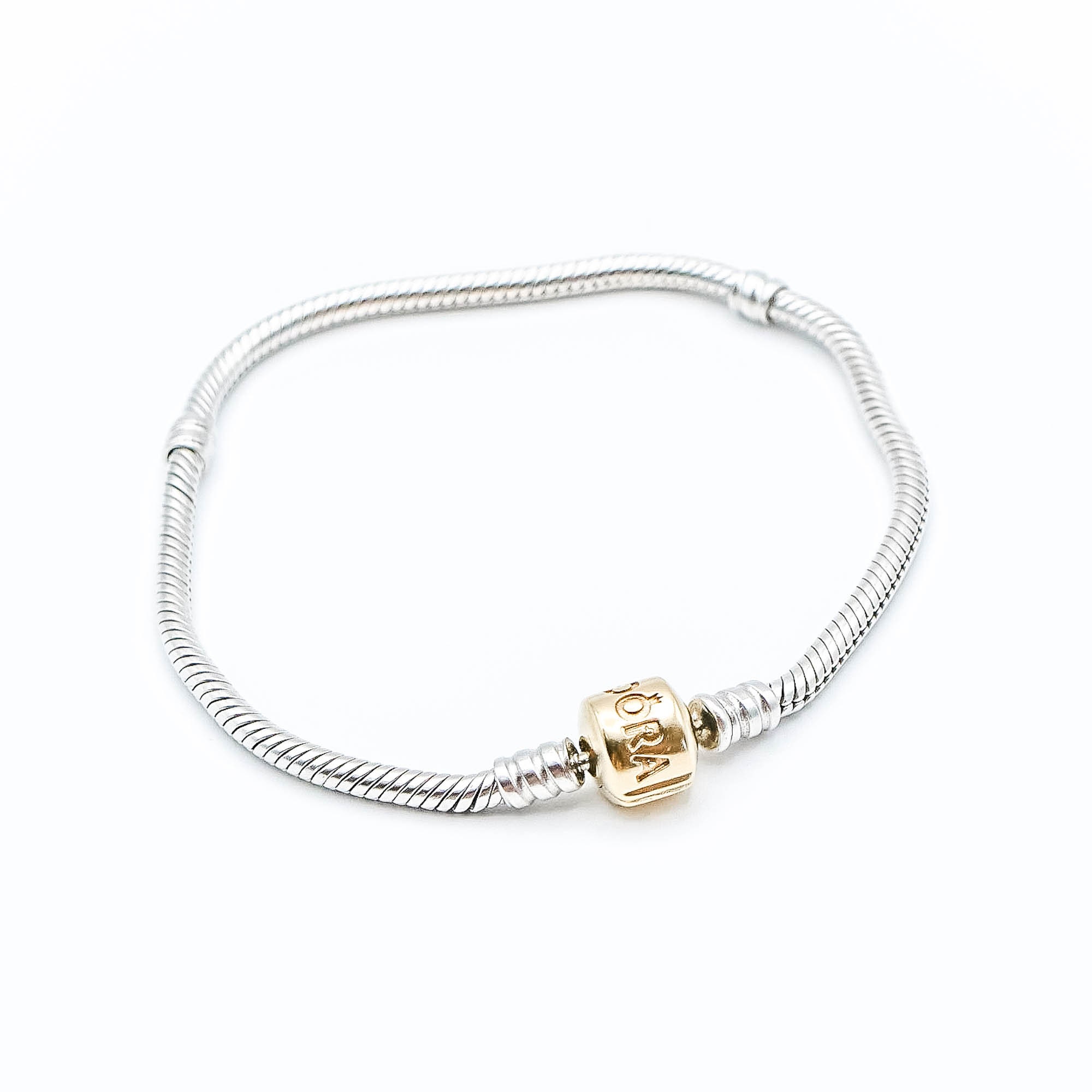 Pandora Moments Heart T-Bar Snake Chain Bracelet 599285C00 | Francis & Gaye  Jewellers