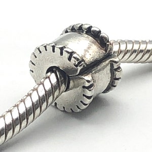 PANDORA Beaded Round Clip Sterling Silver Charm