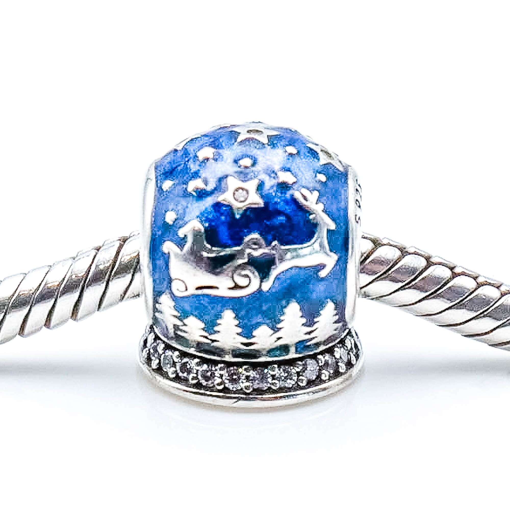 Pandora christmas hotsell night charm