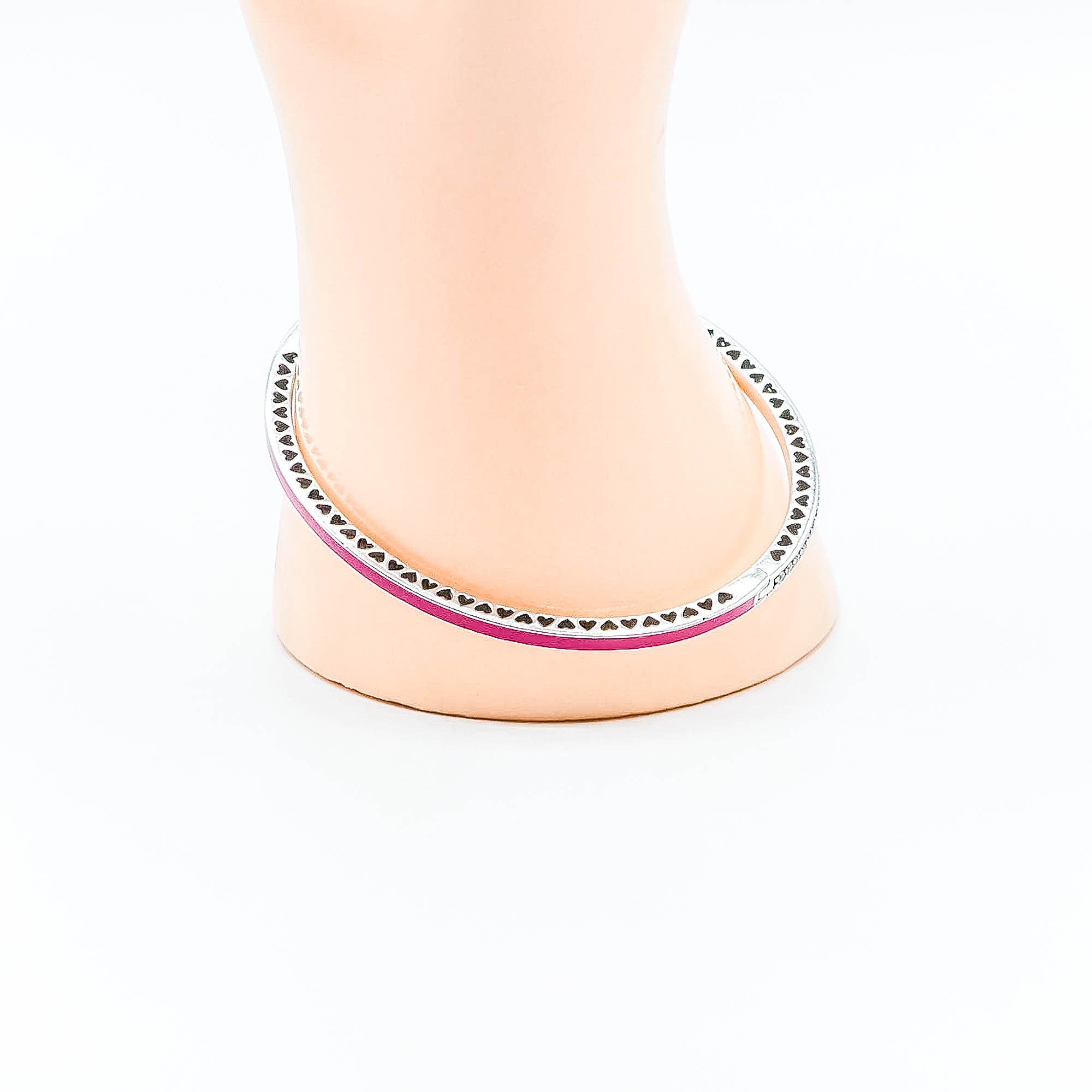 PANDORA Radiant Hearts of Pandora Sterling Silver Bangle