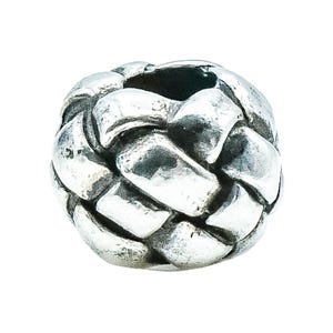 Charm de plata de ley con cuentas trenzadas de Trollbeads