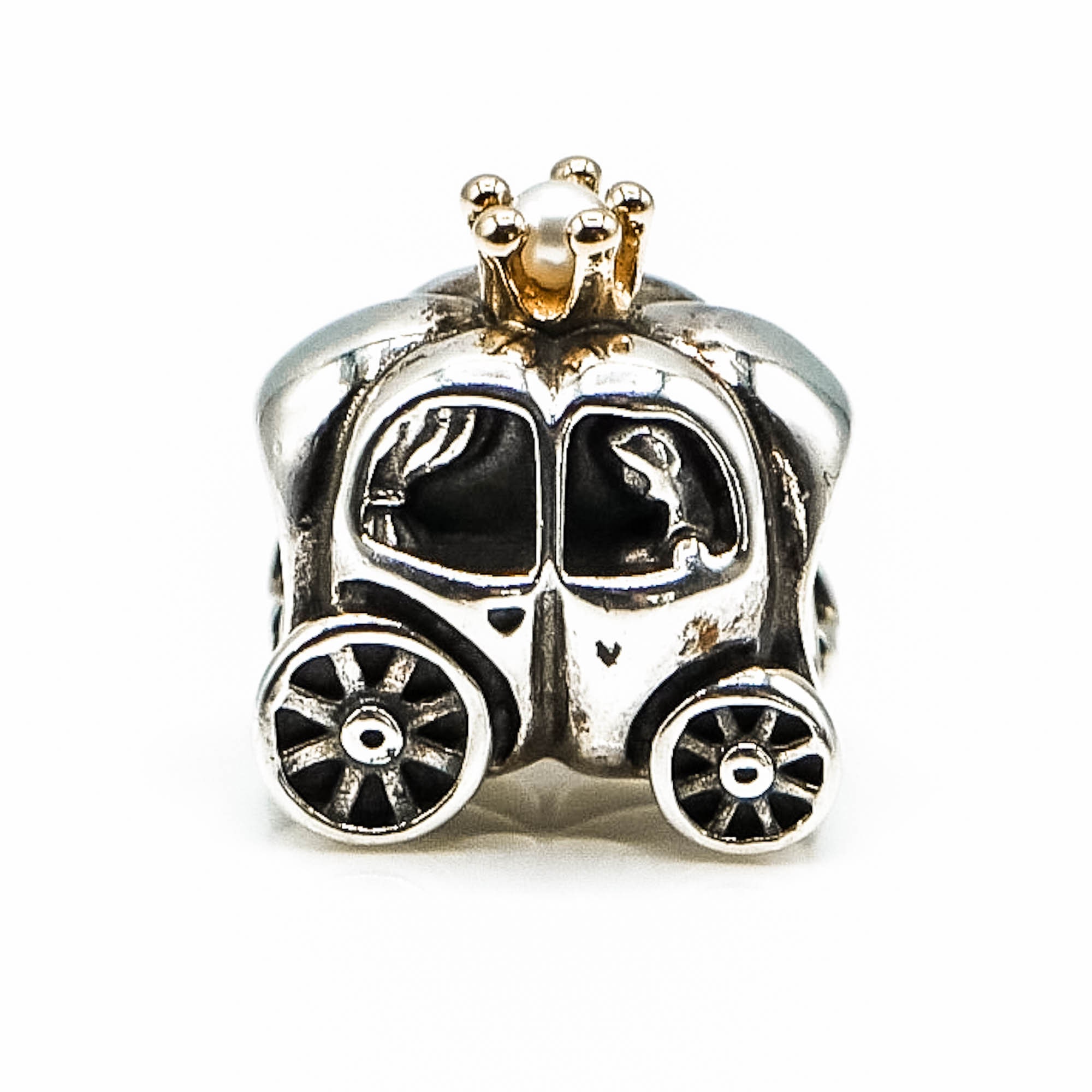 パンドラ　pandora royal carriage charm 14k PANDORA Royal Carriage Sterling Silver Charm With 14K Gold