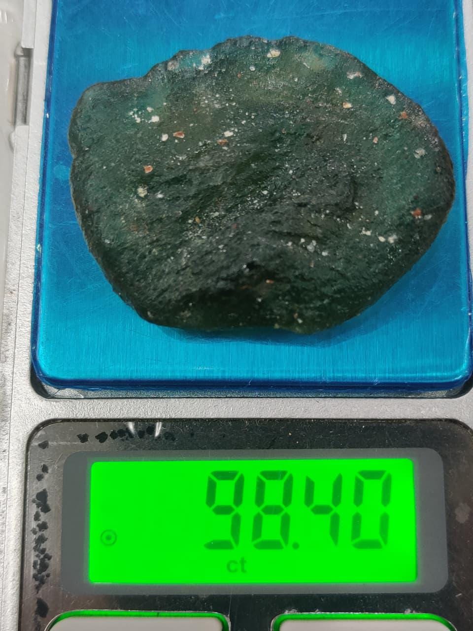 認定された本物のチェコ共和国産モルダバイトフォームヴラブチェ98