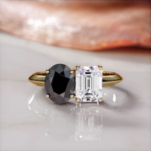Black & White Diamond Ring, Black Diamond Jewelry, 2 Stone Engagement Ring, Toi et Moi Ring, Two Stone 14k Gold Ring, Emerald Cut Diamond