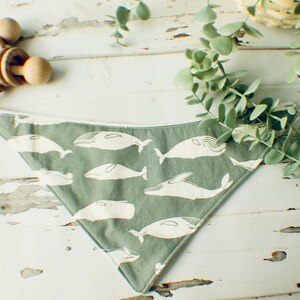 Whales, Baby Bandana Bibs, Dribble bibs, Organic Baby Bibs, Baby Shower Gift, Gender Neutral Gift, Organic Baby, 0-6 months