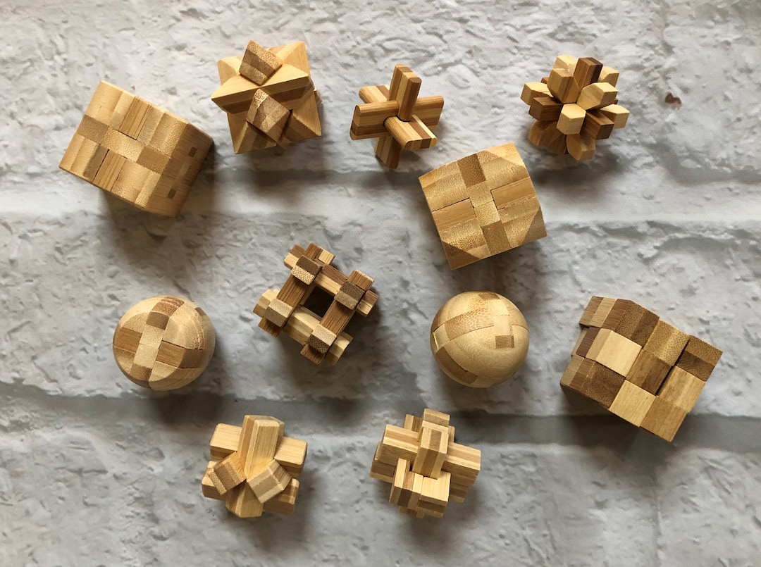 Handcrafted Wooden Puzzles! Brain Teasers! Kids Games! 3D Wooden Interlocking Burr Puzzles! Childhood Learning Toys