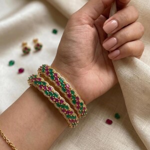 WAD-2 2-Piece AD Gold Bangle Set - Ruby Red & Emerald Green Stones