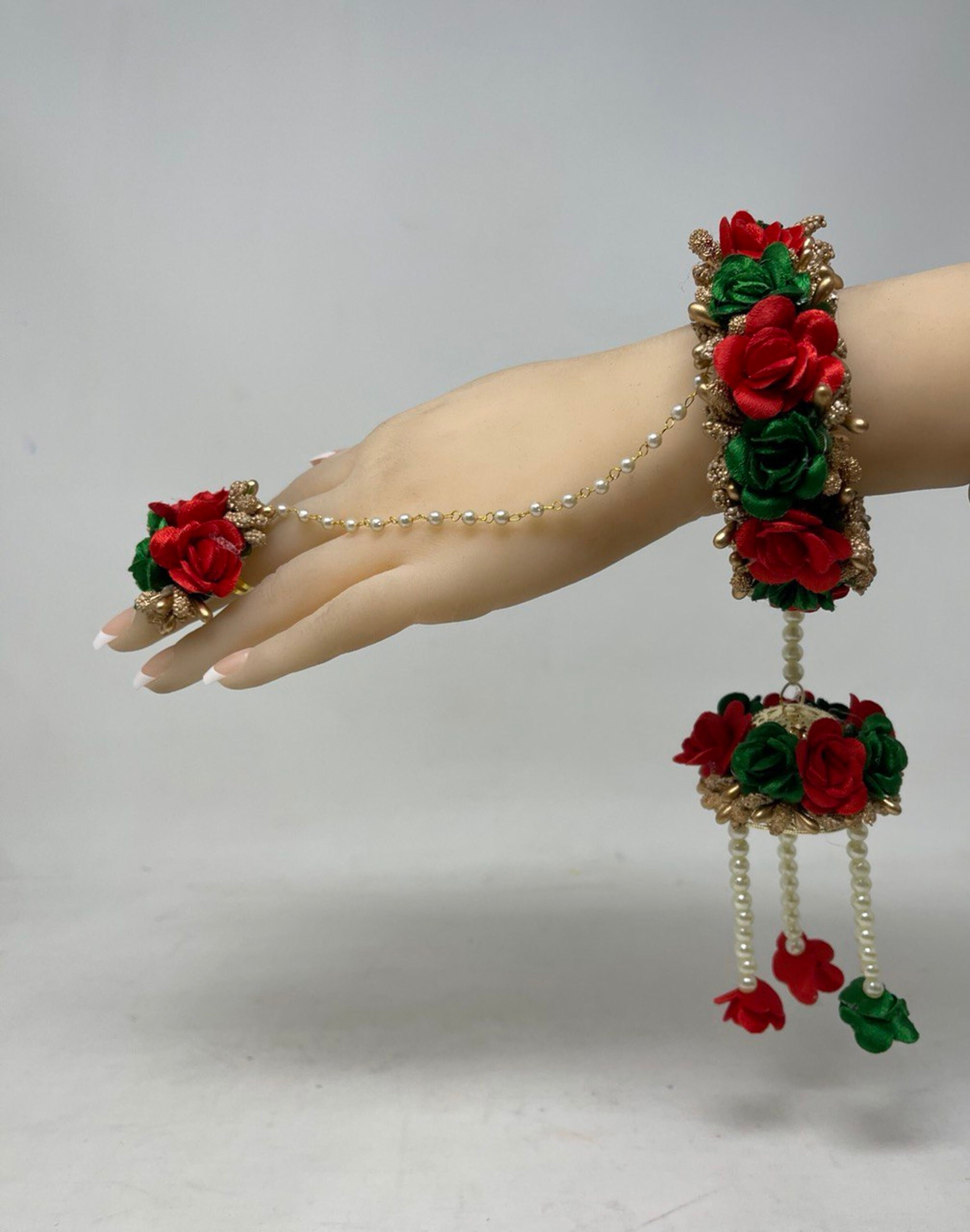 Flower bracelet with ring deals