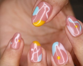 Abstract Nail Art Nude Bright Press On Nails | Nails | False Nails | Fake Nails | Stick On Nails | Short Oval