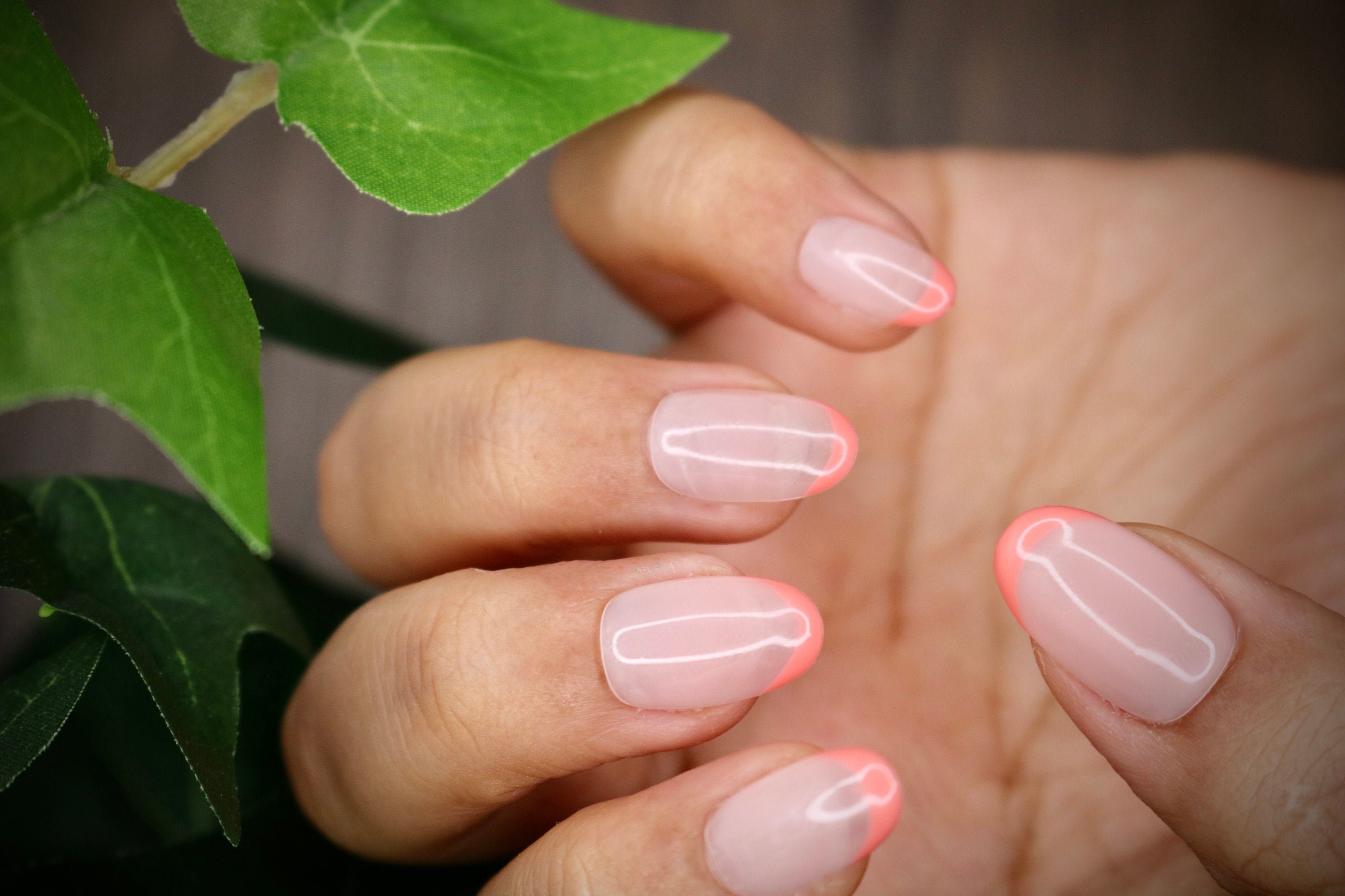 1. Peach and White Ombre Gel Nails - wide 7