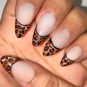 Shimmer Cat Eye Press On Nails | Nails | False Nails | Fake Nails | Gel Nails | Stick On Nails | Medium Almond