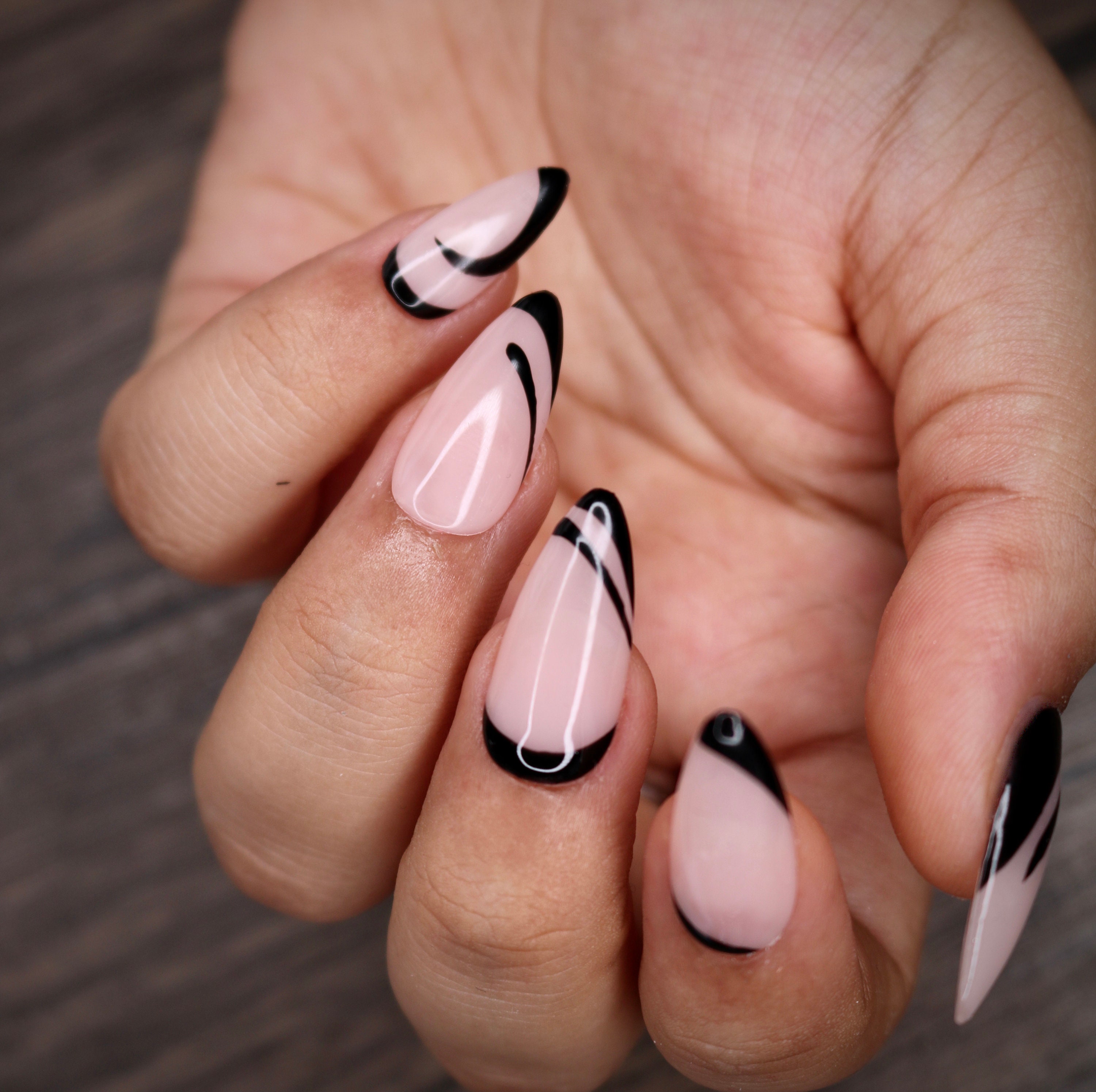 Black and Natural Abstract Line Detailing Art Press on Nails - Etsy New Zealand Black and Natural Abstract Line Detailing Art Press on Nails - Etsy New Zealand