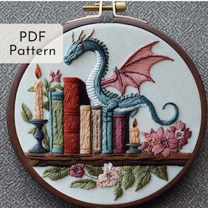 ファンタジードラゴン刺繍パターン本棚壁アートダークロマンスキャンドル花柄手刺繍ファンタジー本好きギフト魔法の刺繍