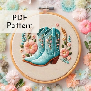 Handbroderimönster med blommiga cowboystövlar: Pastellblommig design, heminredning, 6 bågstorlekar