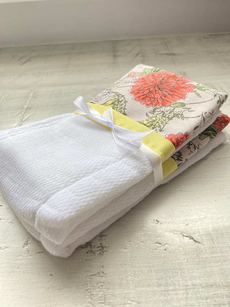 Set of 2 Baby Burp Cloths