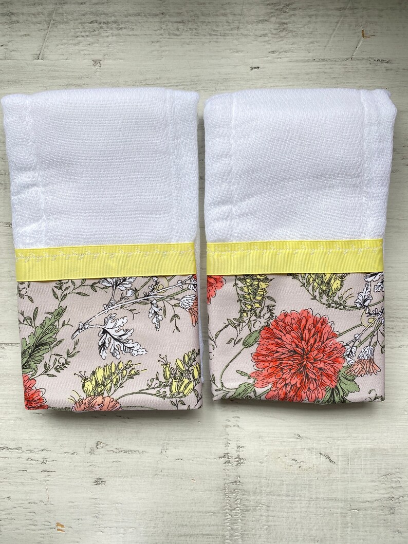 Set of 2 Baby Burp Cloths