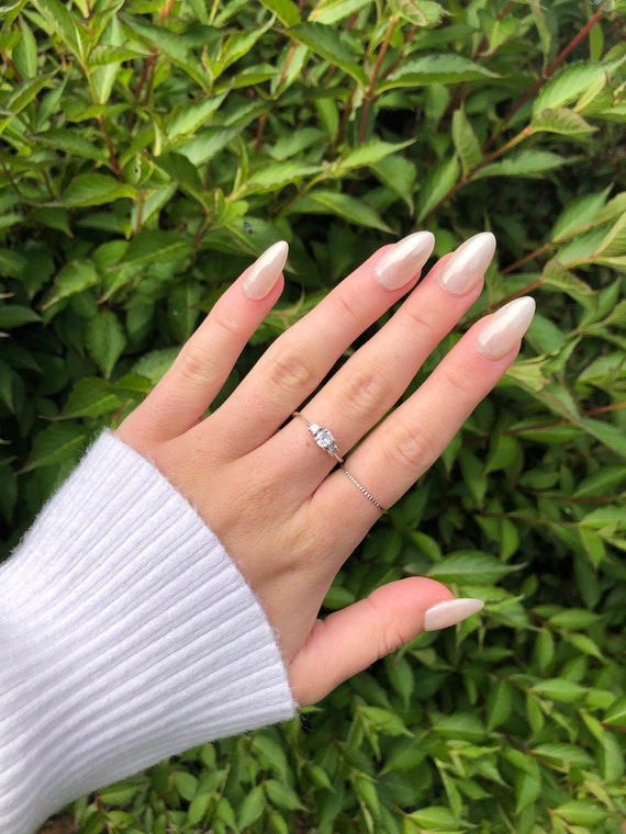 Hailey Bieber Pearl Nails Glazed Donut Patterned Press on Nails