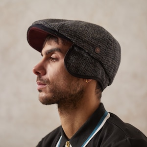 Dasmarca AARON Harris Tweed Cap with Earlaps - Pebbles