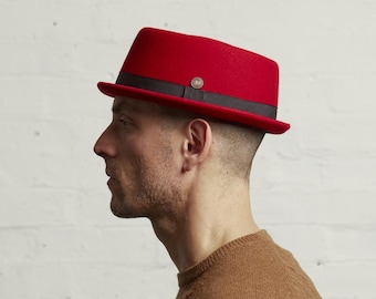DASMARCA Red Wool Felt Porkpie Hat, Short Brim, Mod Style
