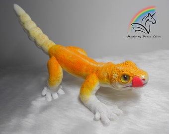 blue tongue skink plush