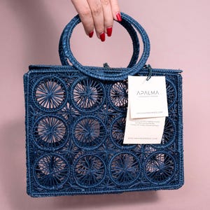 Bolso de paja - Bolso de palma de iraca tejido a mano - Bolso artesanal - Cartera con asa superior - Todo hecho a mano por artesanos colombianos - Azul marino por APALMA HANDMADE